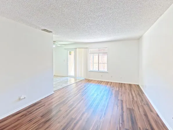 5090 N College Ave APT 109, Fresno, CA 93704