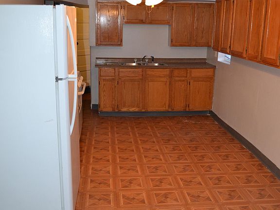 4th image of 4355 W Le Moyne St #Be
