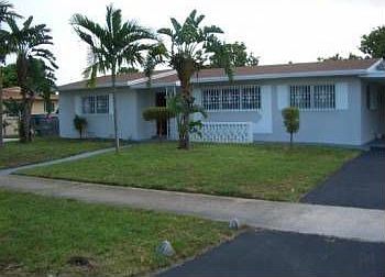4th image of 17122 NW 9th Ct