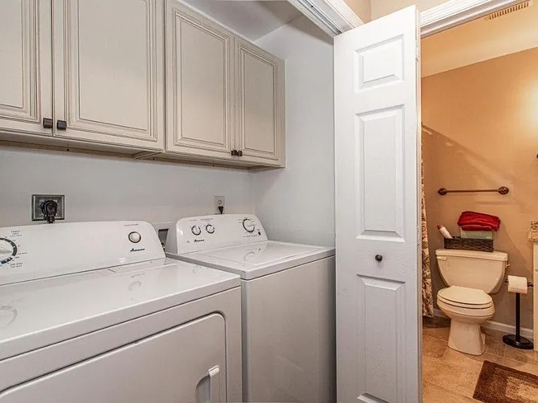 10714 Prince Albert Way — Photo 17