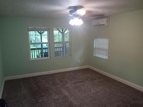 4th image of 23619 Wilkins Ln