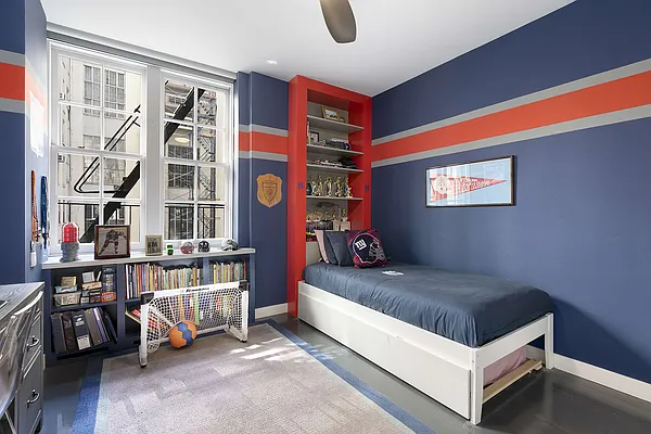 Sold by Compass | media 22