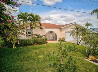 621 Portia St N, Nokomis, FL 34275