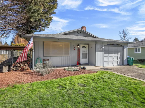 17766 SE Paradise Dr, Milwaukie, OR 97267