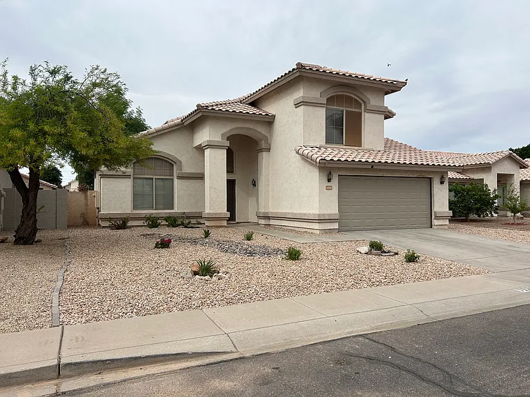 1120 W Canary Way — Photo 1