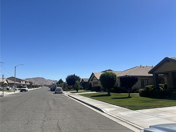 2nd image of 16247 Hamilton Ct