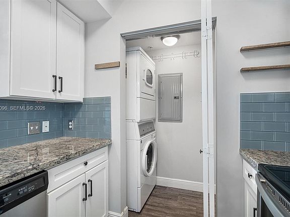 5th image of 2000 N Bayshore Dr APT 1105
