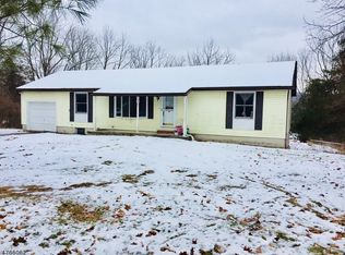 911 Deer Run, Newton, NJ 07860