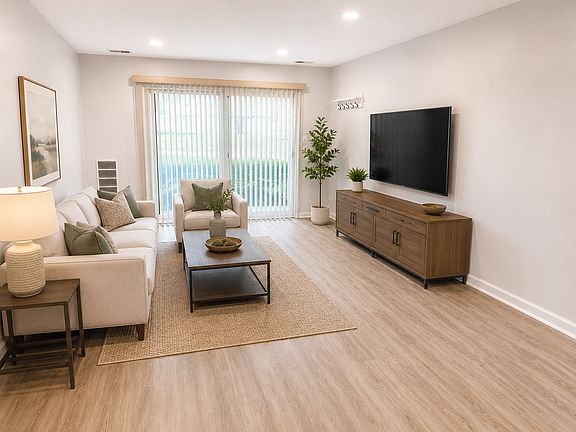4th image of 1500 Harbour Dr APT 1S