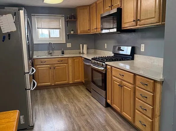 910 22nd St NW, Canton, OH 44709