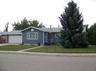 1212 Walworth St, Belle Fourche, SD 57717