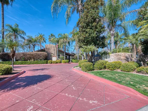 2881 Huntington Blvd APT 262, Fresno, CA 93721