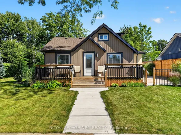 220 Rosewood Ave, Fort Erie, ON L0S 1N0