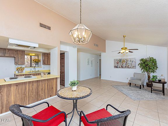 4th image of 3578 Palo Verde Blvd N