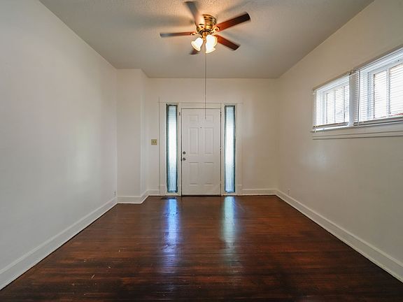 5th image of 4402 Parker Ave