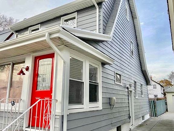 2nd image of 19407 115th Ave