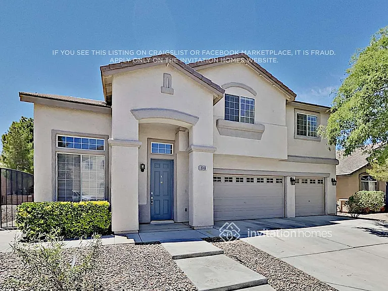 2745 Rebano St — Photo 2