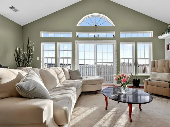 60 Tottenham Court image 1 of 39