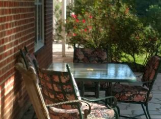 410 Green Spring Rd, Abingdon, VA 24210