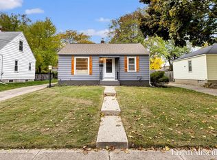 3241 Birchwood Ave SW, Wyoming, MI