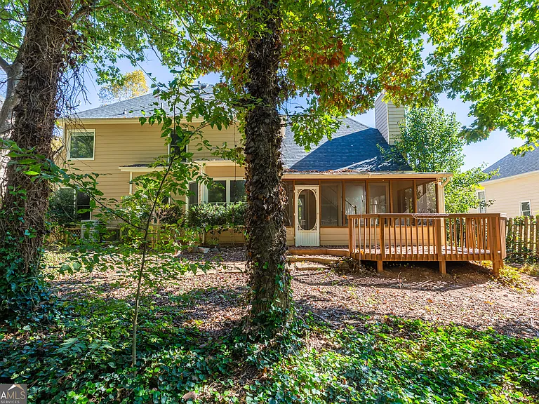 1748 Christiana Dr — Photo 26