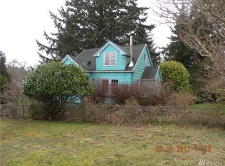 401 Hemlock St, Ilwaco, WA 98624