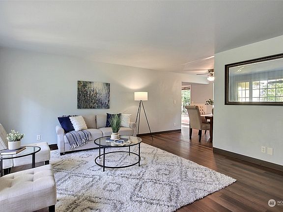 4th image of 10915 Northstar Way SW