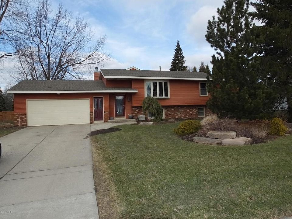 1st image of 1823 60th St SE