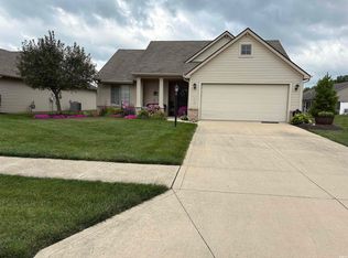 1524 Chesnee Ln, New Haven, IN 46774