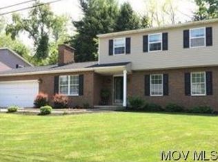 1720 Woodland Dr, Vienna, WV