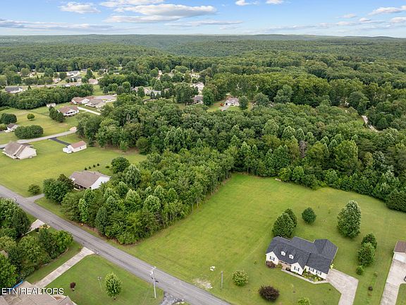 5th image of Sunset Ridge Dr