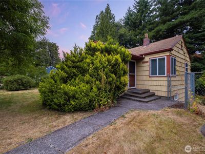10850 14th Avenue S, Seattle, WA, 98168