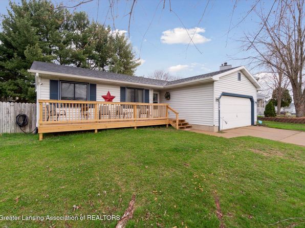 4120 Santa Clara Dr, Holt, MI 48842