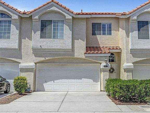 3rd image of 5221 Tropical Peach Dr