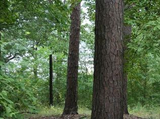 3089 E Lake Srive, Gladewater, TX 75647