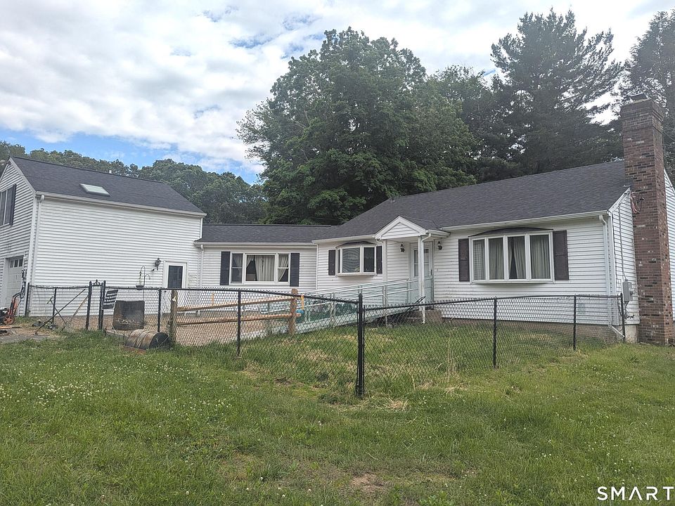 1st image of 90 Wawecus Hill Road