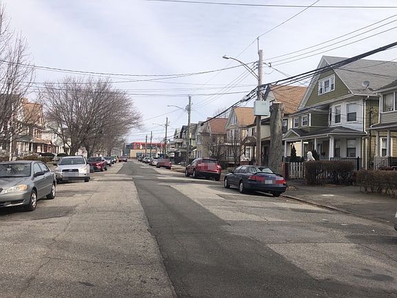5th image of 79 Elmwood Ave