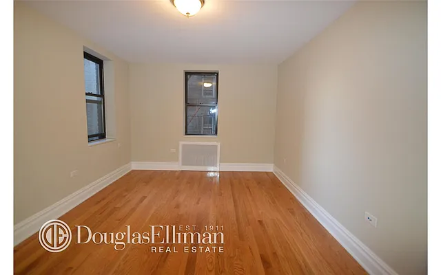 Rented by Douglas Elliman | media 37