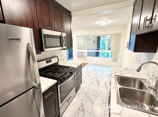 1206 N Hayworth Ave #14A, Los Angeles, CA 90046