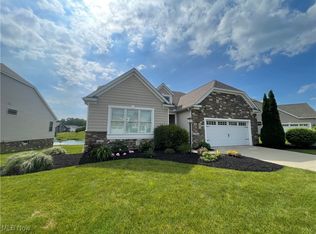 5271 Lake Vista Cir NW, Massillon, OH 44646