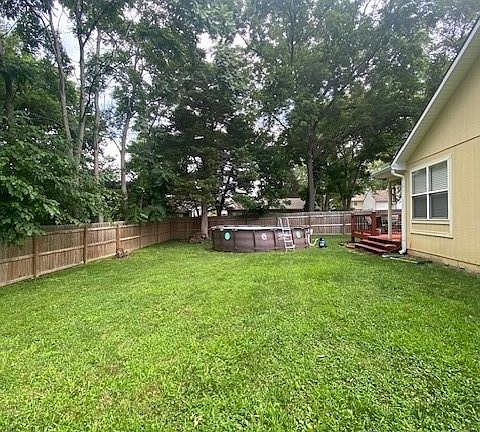 3rd image of 1415 N McCoy St