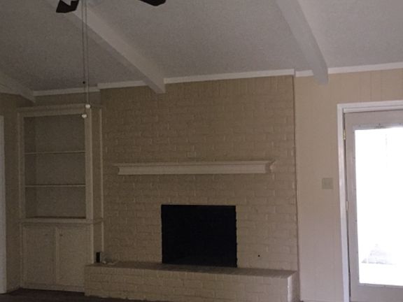 2nd image of 516 Hampshire St