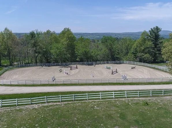 128 Princeton Rd, Sterling, MA 01564