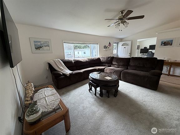 5th image of 17 Rustemeyer Road #19