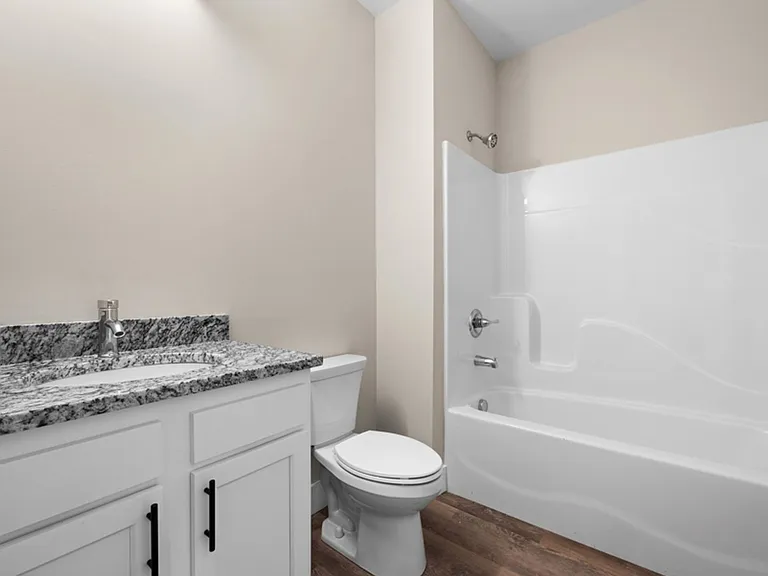 St. Agnes Apartments — Photo 24