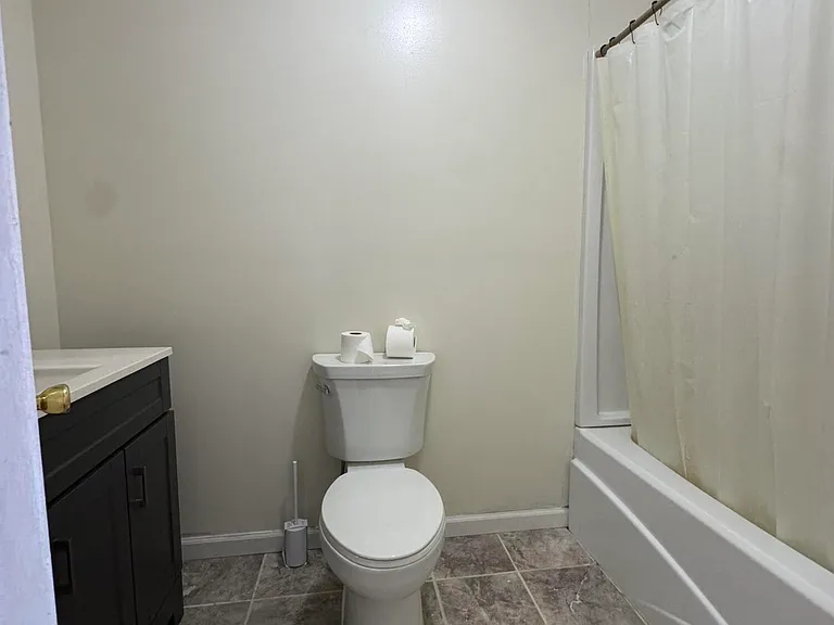 933 S Live Oak Dr — Photo 11