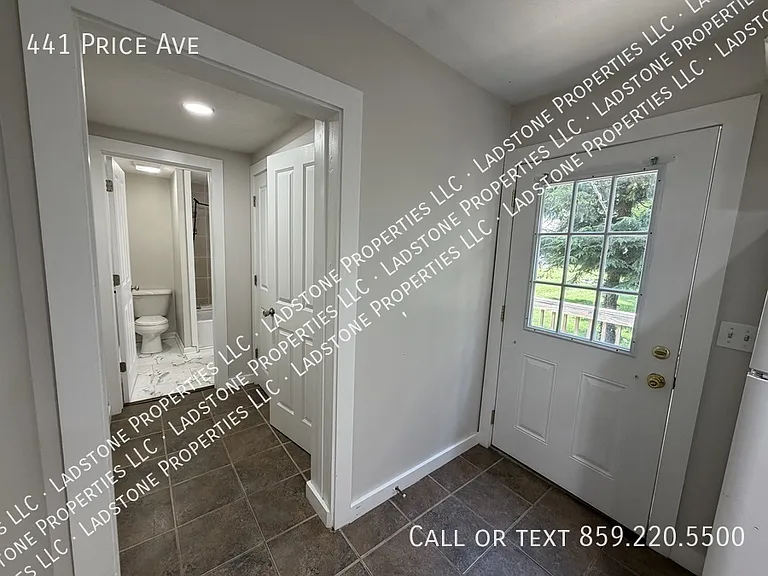 441 Price Ave — Photo 7