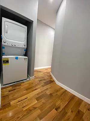 Rented by Budget Real Estate NYC Inc | media 20