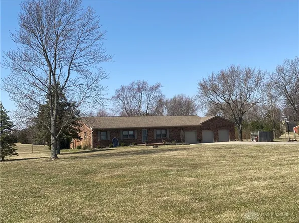 1107 S Clayton Rd, New Lebanon, OH 45345