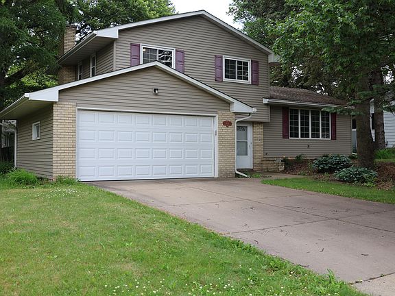 2nd image of 1081 Cedarwood Dr